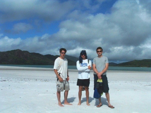 263038_728074979817_934878_n